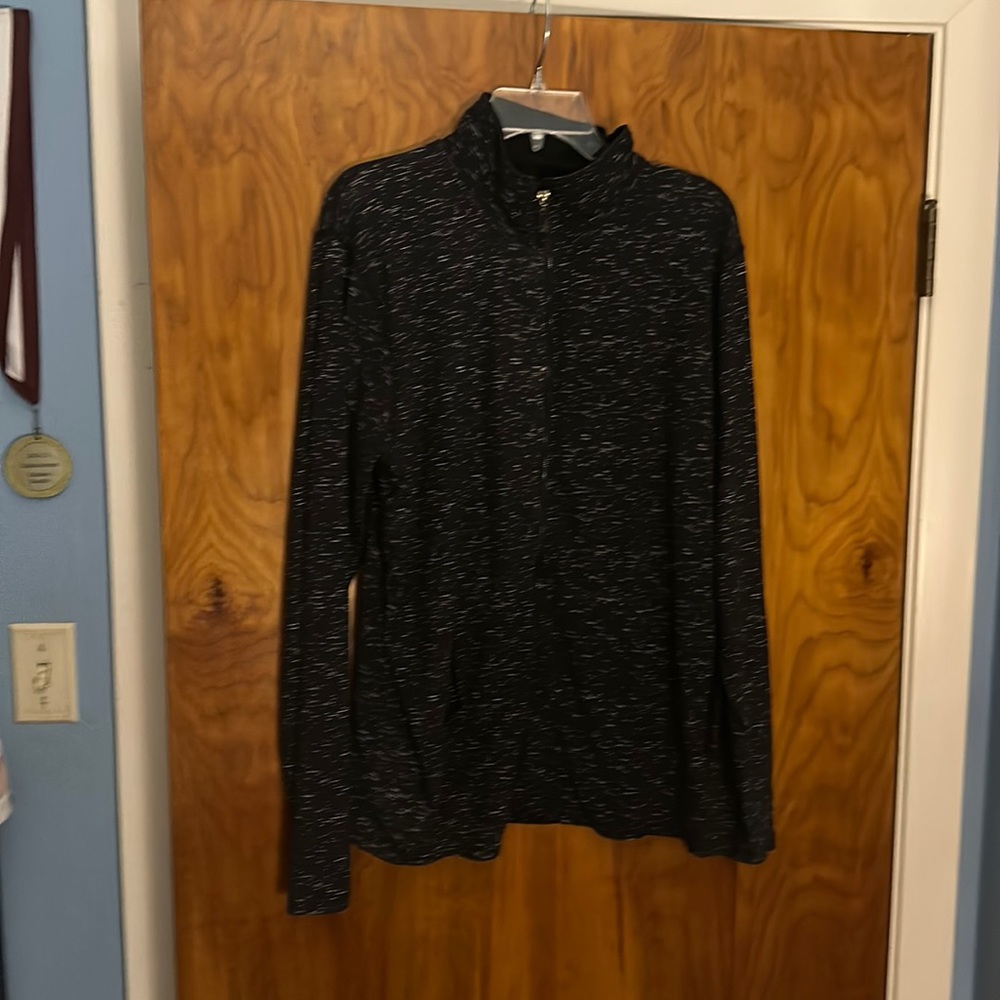 Lightweight full zip